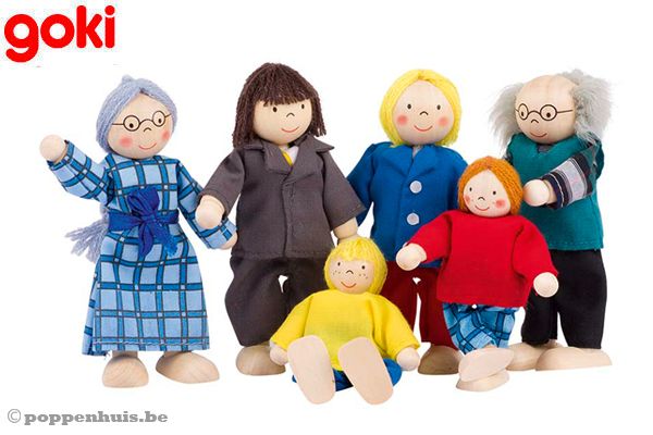 Complete poppenhuis familie 6 poppetjes.