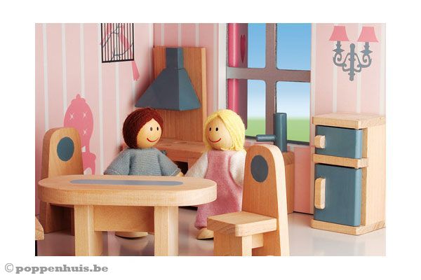 Inclusief meubeltjes en poppetjes.