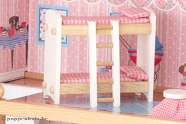 Kinderkamer met stapelbed.