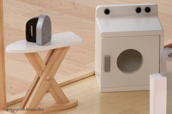 Wassen en strijken in je eigen poppenhuis.