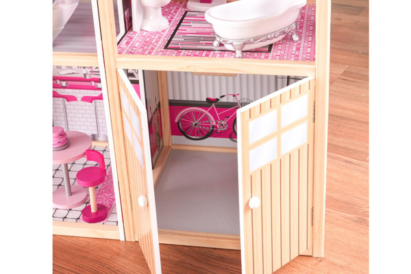 Stal de barbiefietsen in de handige garage.