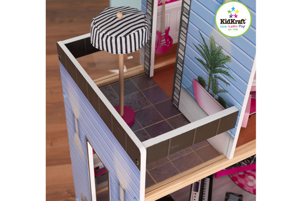 Geniet van de zon op het vrolijke terras. 