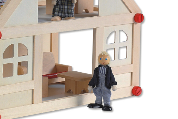 Inclusief een poppenfamilie.